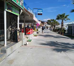 Strandpromenade Özdere