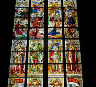 Die Fenster des Langschiffes im Kölner Dom
