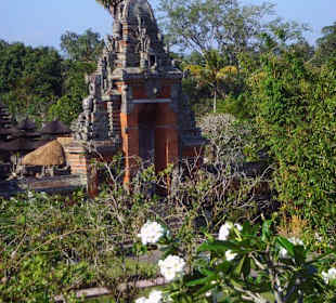 tempel auf bali