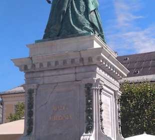 Maria Theresia Statue