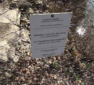 Hängebrücke im Fürstlichen Park