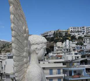 Ikarus & die Stadt Agia Galini