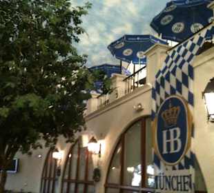 Der Biergarten des Hofbräuhaus Las Vegas