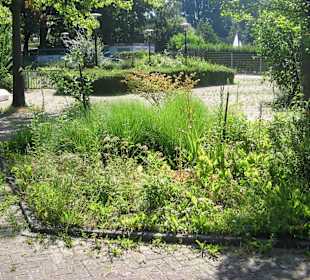 Hinter dem Eingang