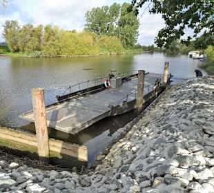 Eindrücke von der Prahmfähre Gräpel