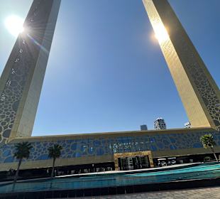 The Dubai Frame
