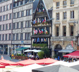 Place du Vieux-Marché