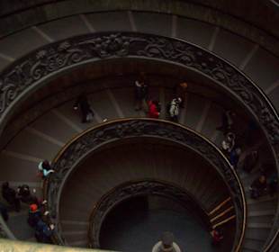 La prima parte della scala che porta alla cupola