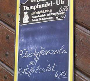 Beim Dampfnudel Ulli