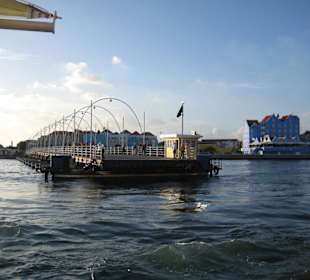 Emma-Bridge