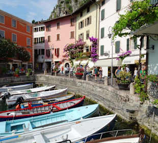 Impressionen aus dem alten Hafen von Limone