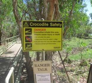 Warnung vor Krokodilen
