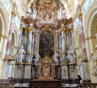 Der Hauptaltar der Abteikirche im Kloster Ebrach