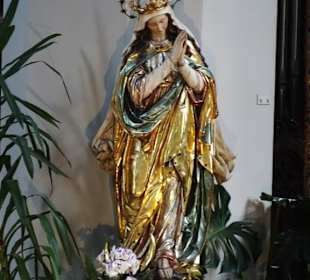 Marienstatue in der Stadtpfarrkirche St. Jakob