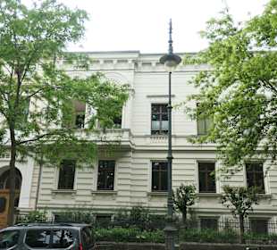 Bei einem Spaziergang durch die Hegelstraße