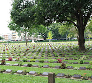 Soldatenfriedhof in Kanchanaburi