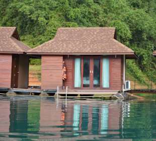 Rafting house
