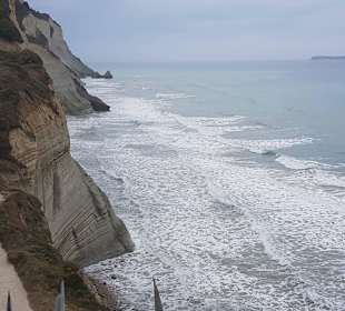 Blick auf die Felsen bei der Seven Heaven Bar