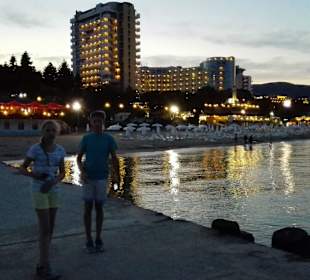 Promenade mit Strand