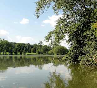 Umrundung der Insel mit dem Tretboot