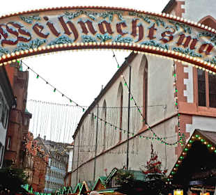 Eingang zum Weihnachtsmarkt