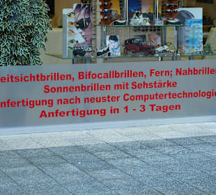 Ata'm Optik - Schaufenster 2015