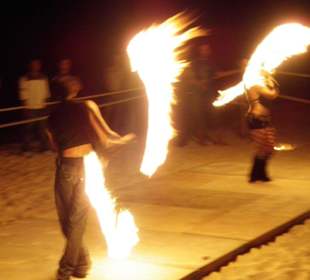 Feuershow im Blue Parrot, Playa del Carmen