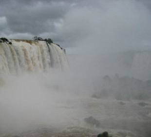 Die Wasserfälle, von Brasilien aus gesehen