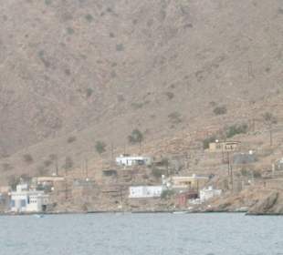 einsam liegendes Dorf