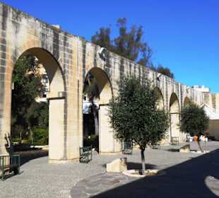 Lower Barrakka Garden