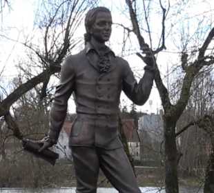 Hölderlin Brunnen und Gedenktafel