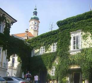 Zámek Mikulov, pohled z náměstí