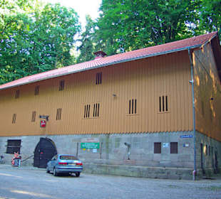 Gesamtansicht außen Felsenkeller
