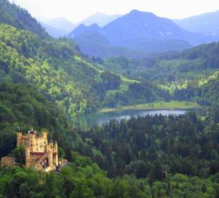 Panorama widoczna z zamku Neuschwanstein