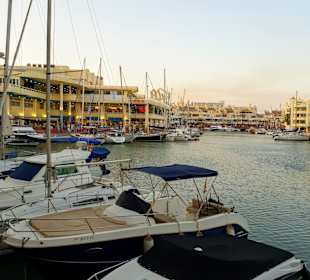 Hafen Puerto Marina