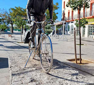 Denkmal für den Arbeiter auf dem Fahrrad