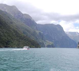 Фьорд Милфорд Саунд.