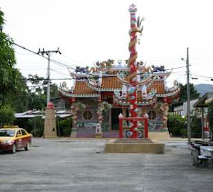 Tempel in Mae Nam
