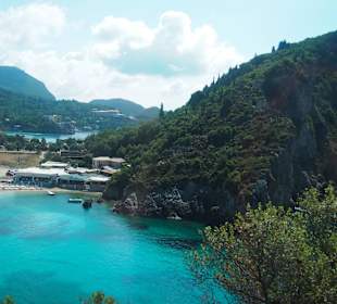 Zauberhaftes Korfu. Neben Kloster von Paleokastriza