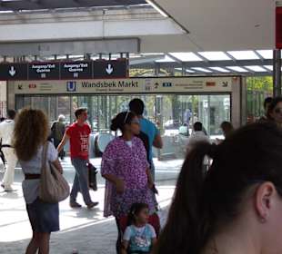 Busbahnhof & U-Bahn gegenüber vom Hotel Tiefenthal - Hamburg