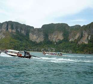 Rückfahrt mit Longtailboot