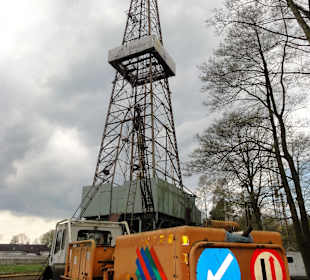 Großer Bohrturm auf dem Museumsgelände