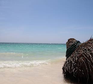 Paar Meter weiter hinter den Einkaufsbuden