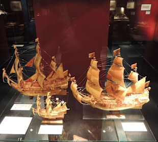 Schiffmodelle Bernstein