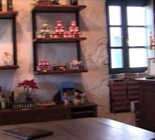 Bodega + Museum El Grifo