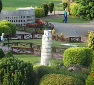 Park Miniatur widziany z koła młyńskiego