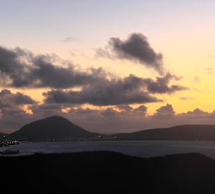 Sonnenaufgang am Diamond Head Crater