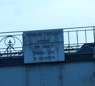 Schleuse - Schild