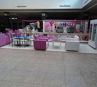 In der Mall unterwegs