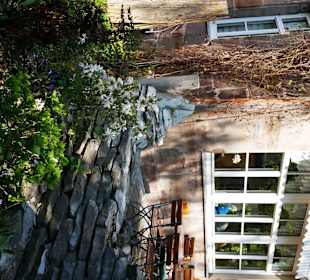 Die Wilhelmshöhe seitlich